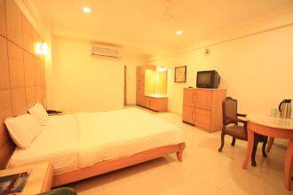 Hotel Neelkanth Blues, Ahmedabad 3